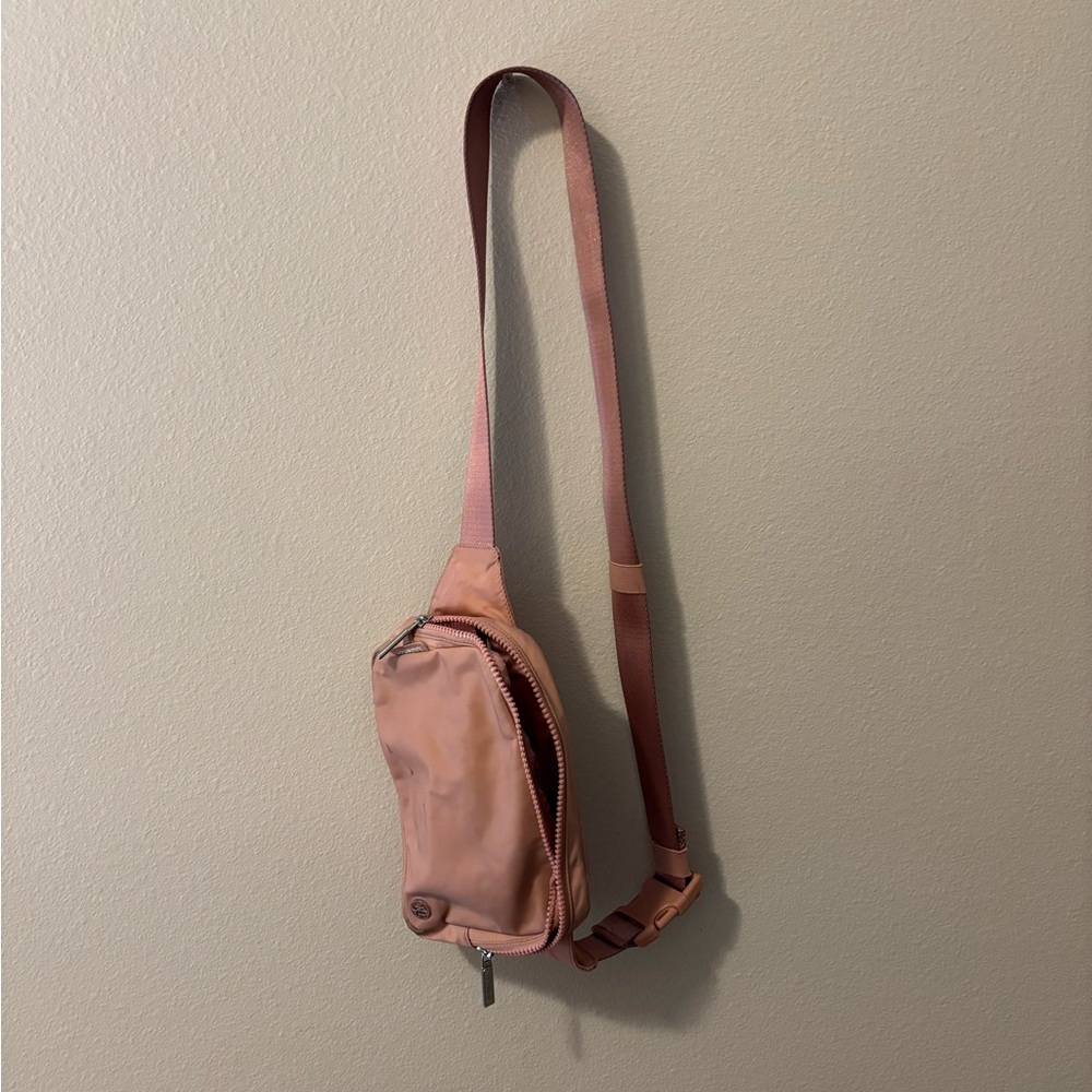 LULULEMON Belt Bag